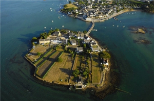 Aire naturelle de stationnement de Saint Cado  BELZ